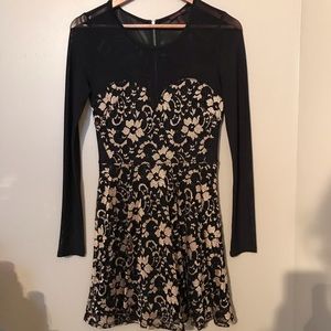 WOMEN DRESS